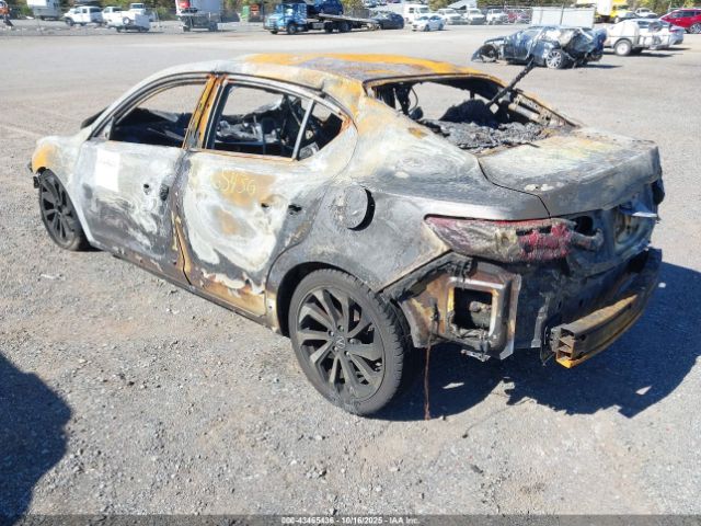 2018 ACURA ILX 19UDE2F8XJA009636 Photo 2