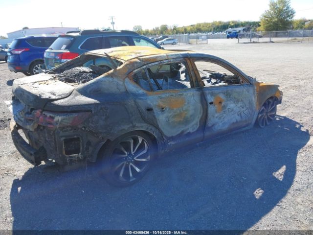 2018 ACURA ILX 19UDE2F8XJA009636 Photo 3
