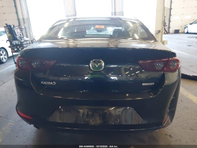JM1BPACLXM1328476 Mazda Mazda3 Preferred