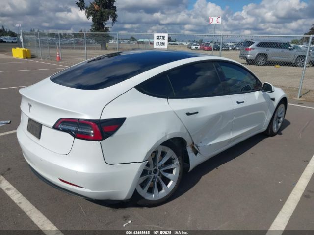 2022 TESLA MODEL 3 5YJ3E1EA4NF185216 Photo 3