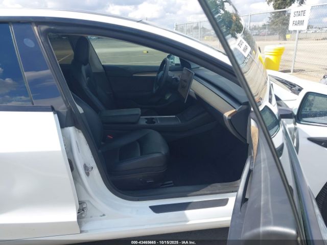 2022 TESLA MODEL 3 5YJ3E1EA4NF185216 Photo 4