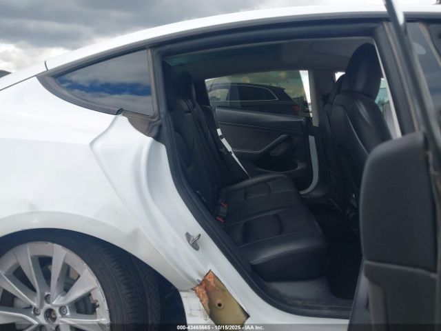 2022 TESLA MODEL 3 5YJ3E1EA4NF185216 Photo 7