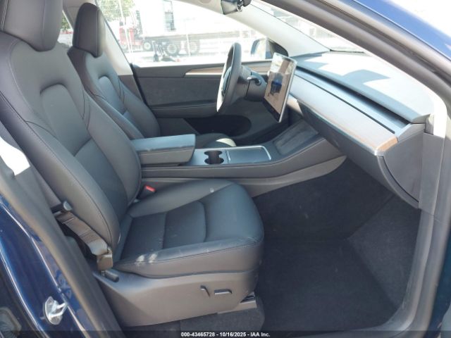 2023 TESLA MODEL Y 7SAYGDEE0PA174320 Photo 4