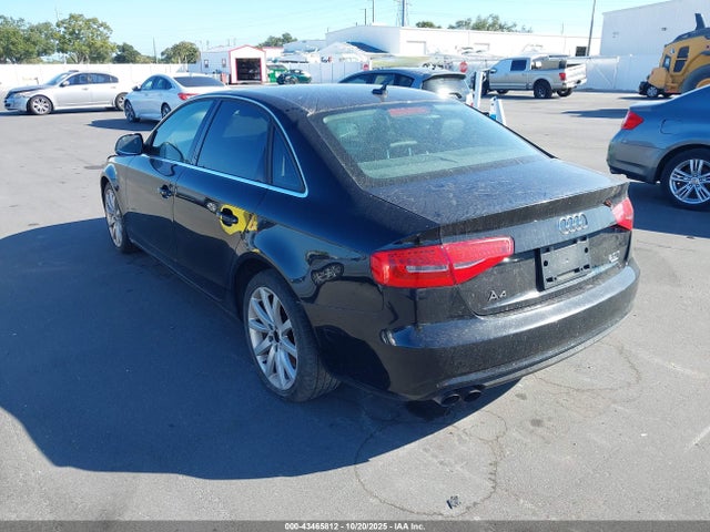 2013 AUDI A4 WAUFFAFL1DN010946 Photo 2