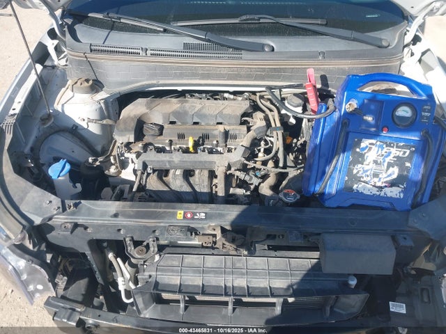 2021 HYUNDAI VENUE KMHRC8A32MU090462 Photo 9