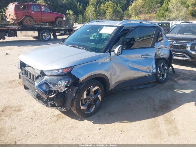 2021 HYUNDAI VENUE KMHRC8A32MU090462 Photo 1