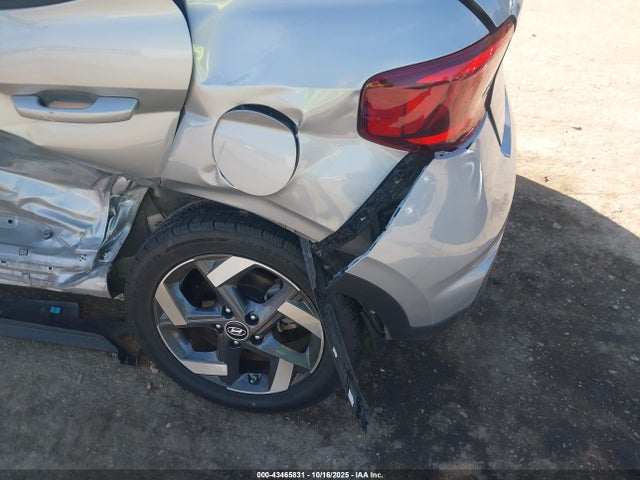 2021 HYUNDAI VENUE KMHRC8A32MU090462 Photo 5