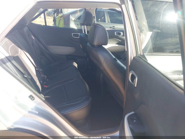 2021 HYUNDAI VENUE KMHRC8A32MU090462 Photo 7