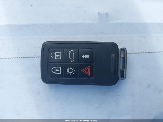 2011 VOLVO XC60 YV4902DZ0B2190737 Photo 10