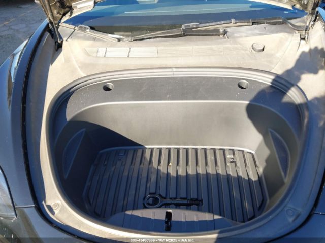 2023 TESLA MODEL 3 5YJ3E1EA8PF712578 Photo 9