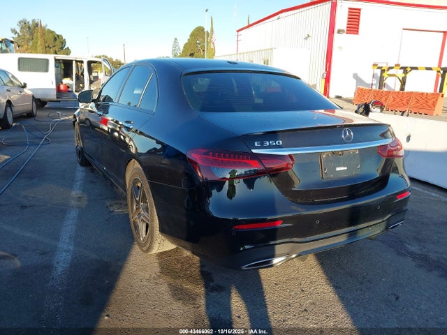 2022 MERCEDES-BENZ E 350 W1KZF8DB6NB077358 Photo 2