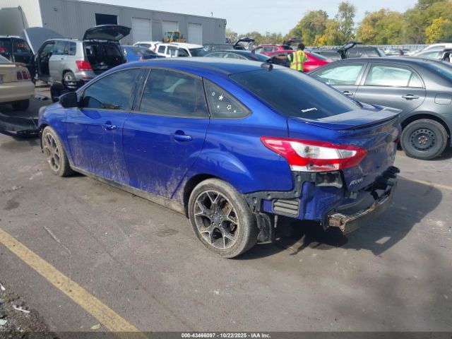 2014 FORD FOCUS 1FADP3F23EL354453 Photo 2