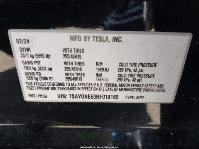 2024 TESLA MODEL Y 7SAYGAEE0RF010165 Photo 8