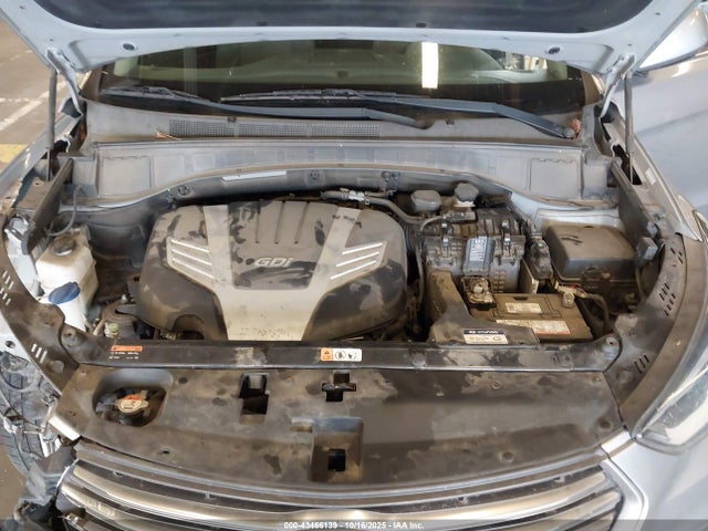 KM8SMDHF6JU268778 Hyundai Santa Fe Se