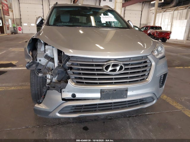 KM8SMDHF6JU268778 Hyundai Santa Fe Se
