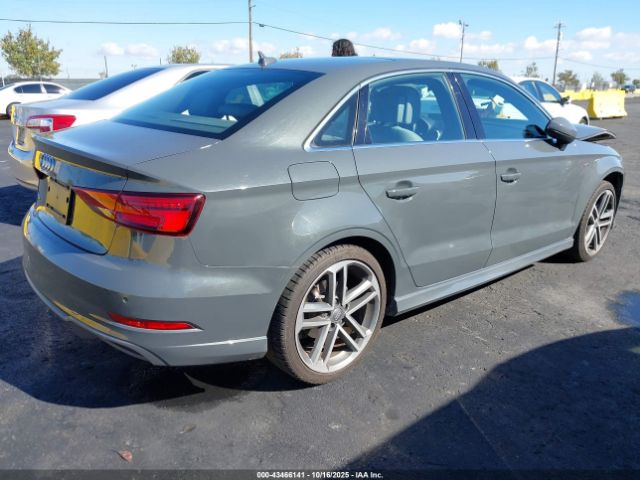 2017 AUDI A3 WAUGUGFF1H1029095 Photo 3