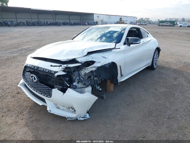JN1EV7EK6HM364117 Infiniti Q60 PREMIU