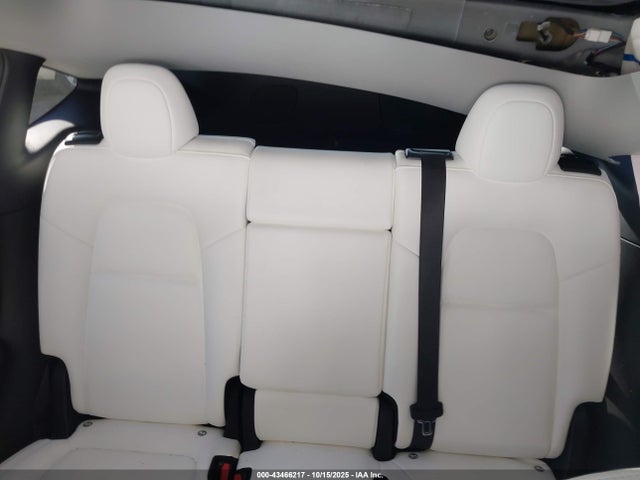 2021 TESLA MODEL Y 5YJYGAEE8MF144119 Photo 7