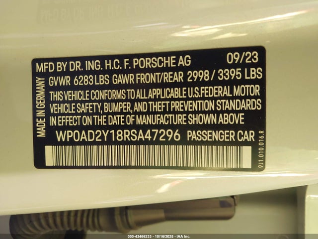 2024 PORSCHE TAYCAN WP0AD2Y18RSA47296 Photo 8