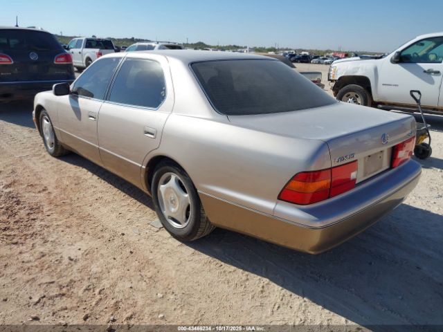 1998 LEXUS LS 400 JT8BH28F2W0136434 Photo 2