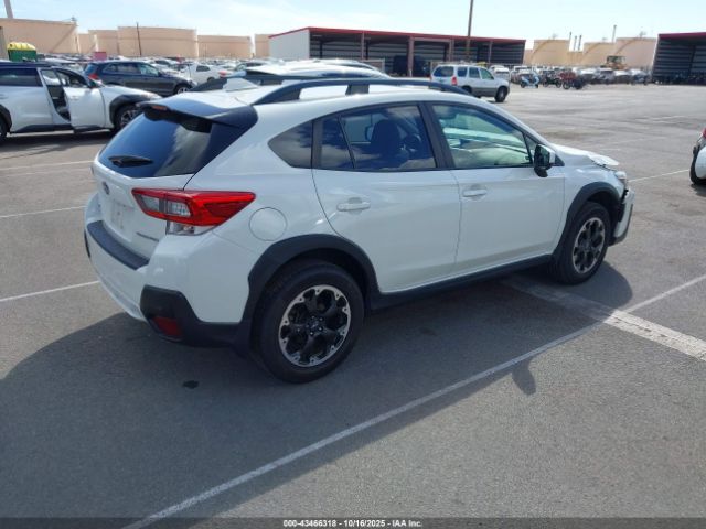 2021 SUBARU CROSSTREK JF2GTAEC9M8369026 Photo 3