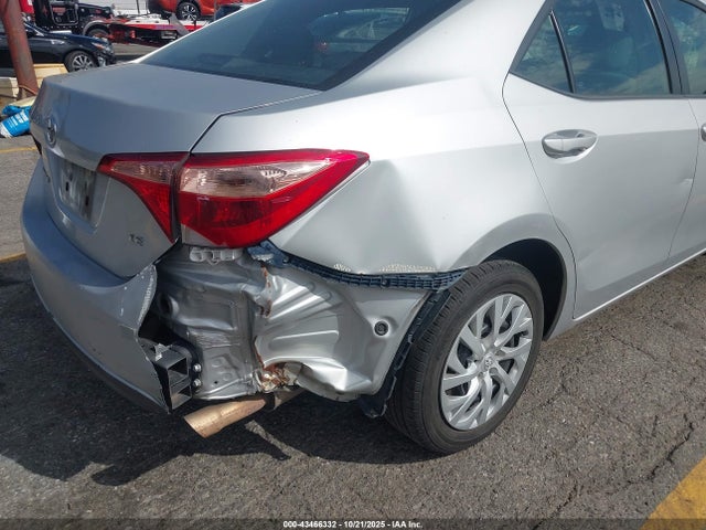 5YFBURHE1KP904742 Toyota COROLLA LE