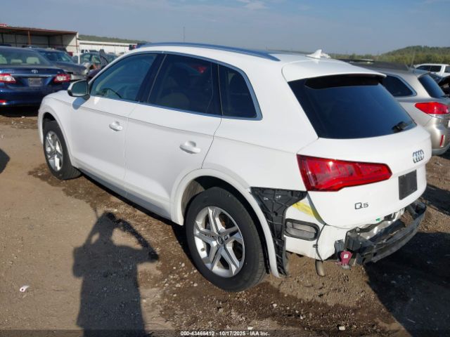 2018 AUDI Q5 WA1BNAFY4J2056195 Photo 2