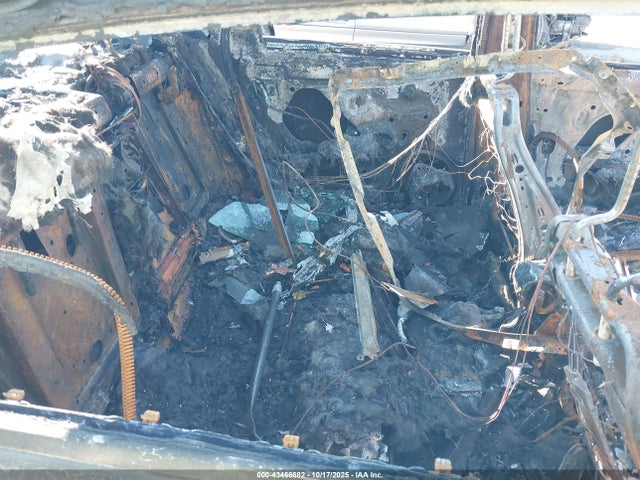 2G1145S39H9127921 Chevrolet IMPALA 2LZ