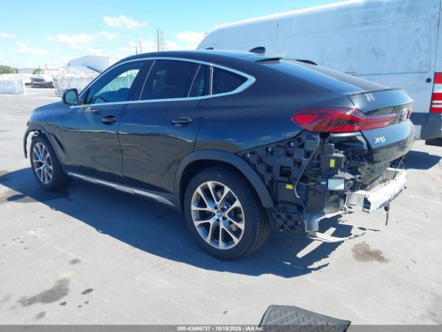 2023 BMW X6 5UXCY6C00P9P21010 Photo 2