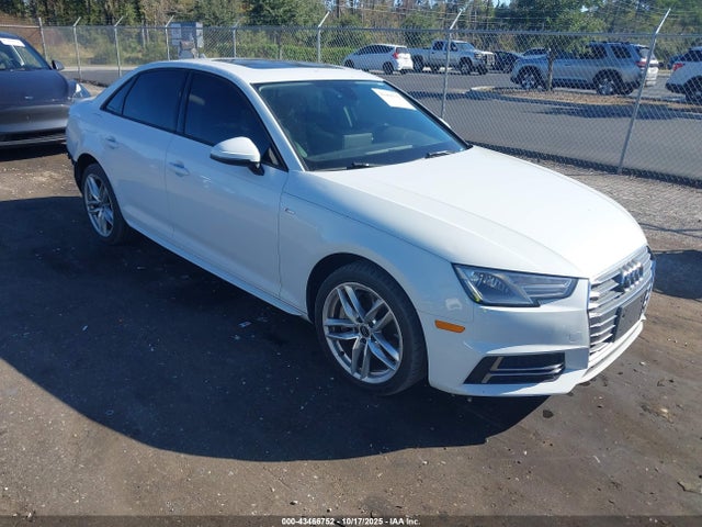 2017 AUDI A4 WAUDNAF42HN044239 Photo 0