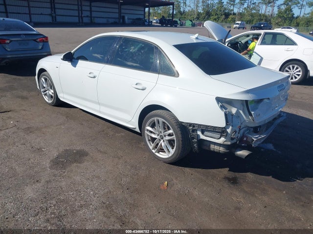 2017 AUDI A4 WAUDNAF42HN044239 Photo 2