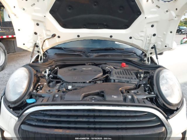 2018 MINI HARDTOP WMWXP5C59J3C65014 Photo 9