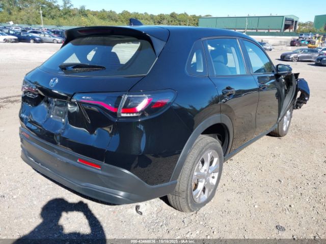 2023 HONDA HR-V 3CZRZ2H3XPM724464 Photo 3