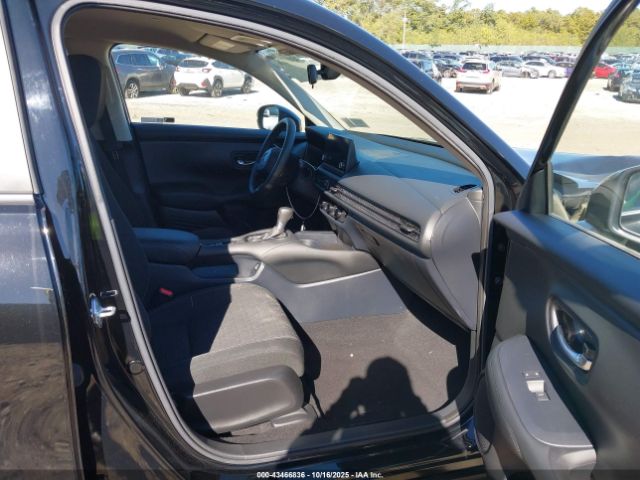 2023 HONDA HR-V 3CZRZ2H3XPM724464 Photo 4