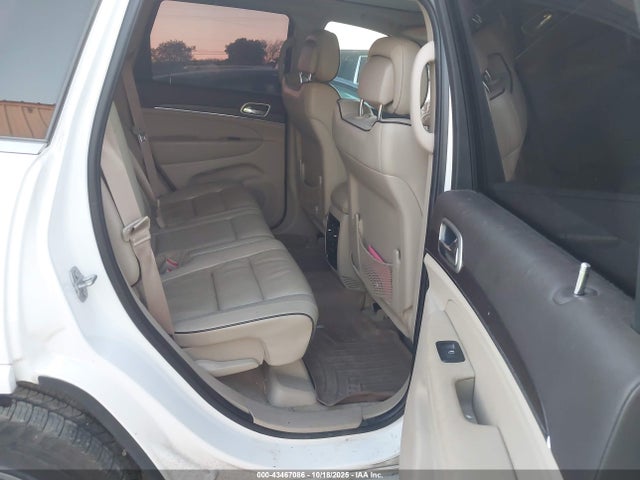 1C4RJECG4HC731793 Jeep Grand Cherokee Overland 4x2