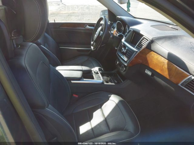 2014 MERCEDES-BENZ GL 550 4JGDF7DE9EA272008 Photo 4