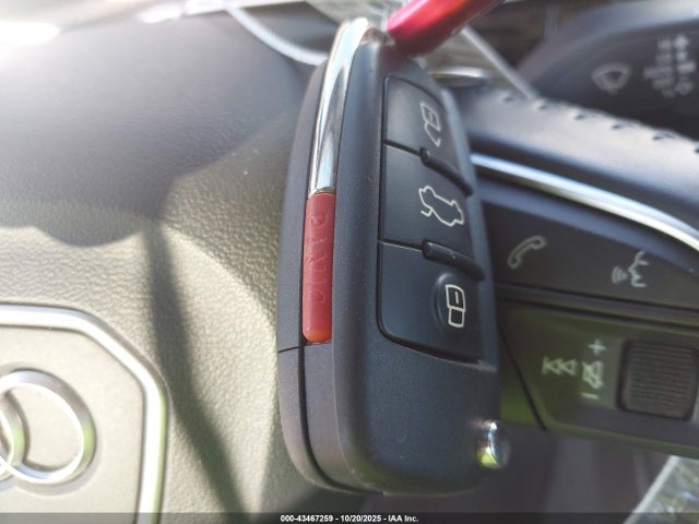 2020 AUDI Q3 WA1DECF36L1125275 Photo 10