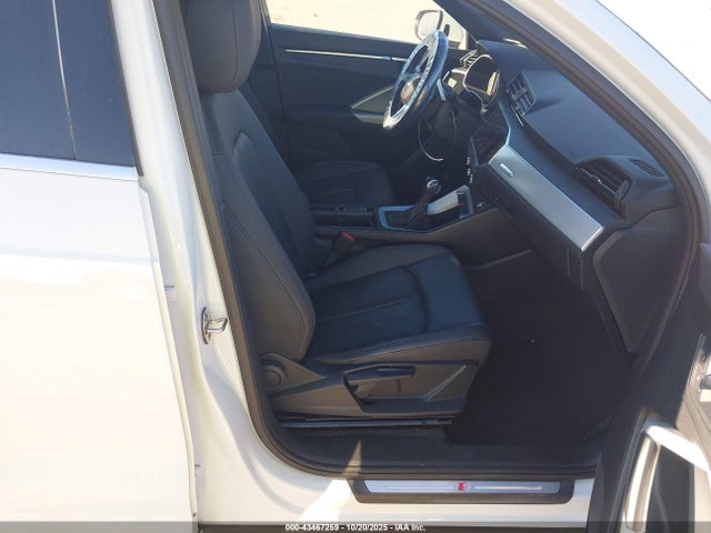 2020 AUDI Q3 WA1DECF36L1125275 Photo 4