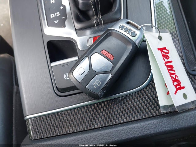 43467419 :رقم المزاد ، WA1C4AFY9J2044468 vin ، 2018 Audi Sq5 3.0t Premium Plus مزاد بيع