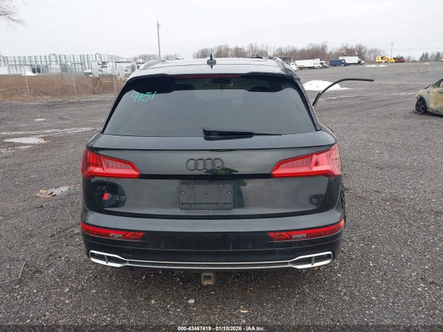 43467419 :رقم المزاد ، WA1C4AFY9J2044468 vin ، 2018 Audi Sq5 3.0t Premium Plus مزاد بيع