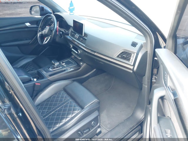 43467419 :رقم المزاد ، WA1C4AFY9J2044468 vin ، 2018 Audi Sq5 3.0t Premium Plus مزاد بيع