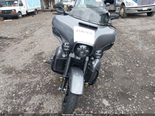 2021 HARLEY-DAVIDSON FLHTK 1HD1KEF10MB670930 Photo 4