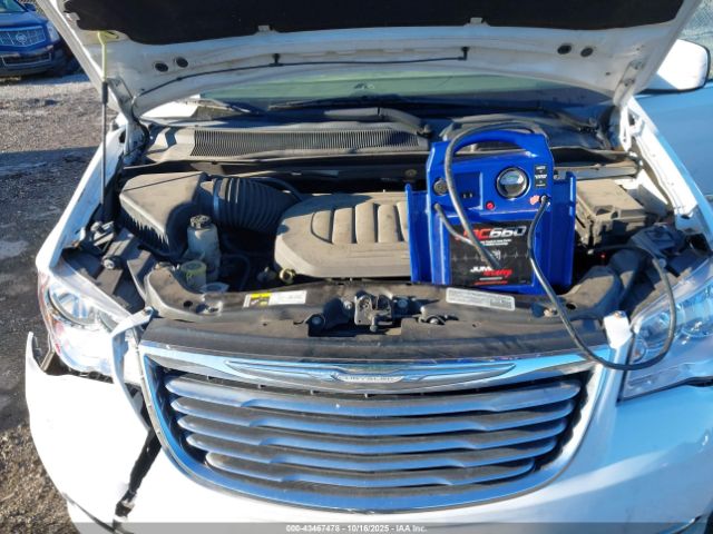 2014 CHRYSLER TOWN & COUNTRY 2C4RC1BG6ER447492 Photo 9