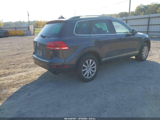 2011 VOLKSWAGEN TOUAREG WVGFF9BP5BD000932 Photo 3