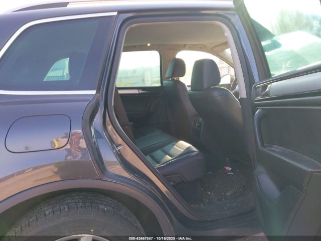 2011 VOLKSWAGEN TOUAREG WVGFF9BP5BD000932 Photo 7