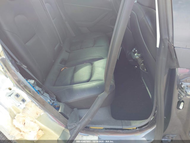 2023 TESLA MODEL 3 5YJ3E1EA1PF673669 Photo 7