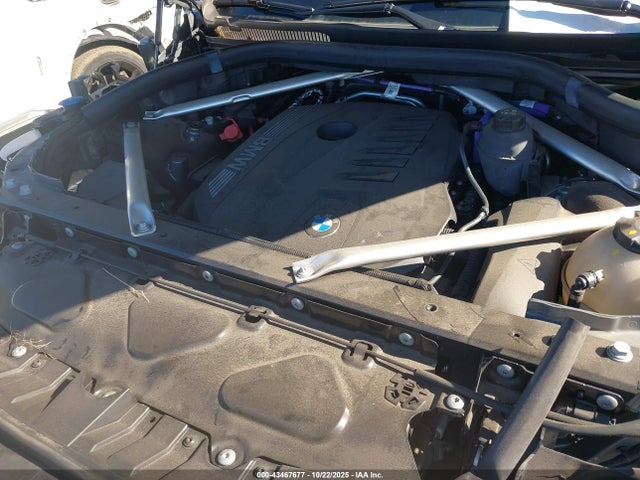 2024 BMW X7 5UX23EM05R9U31688 Photo 9