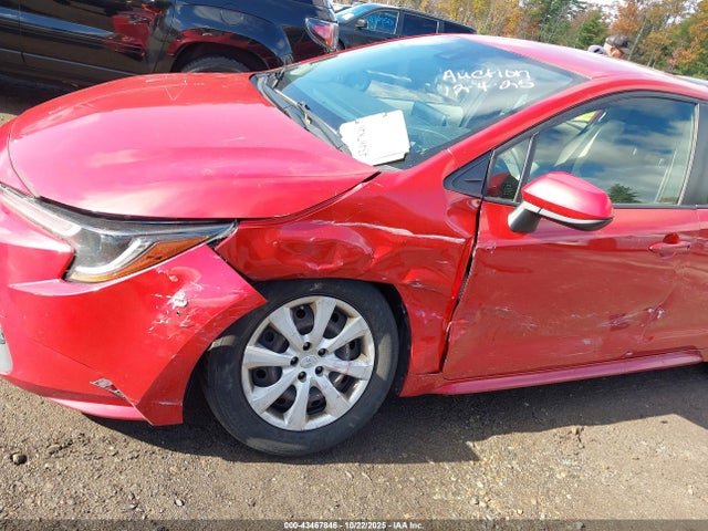 JTDEPRAE9LJ056548 Toyota COROLLA LE