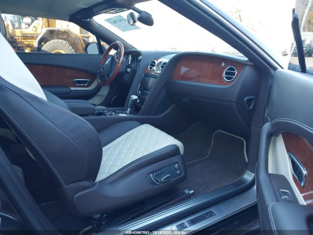 2016 BENTLEY CONTINENTAL GT SCBGH3ZA8GC056834 Photo 4
