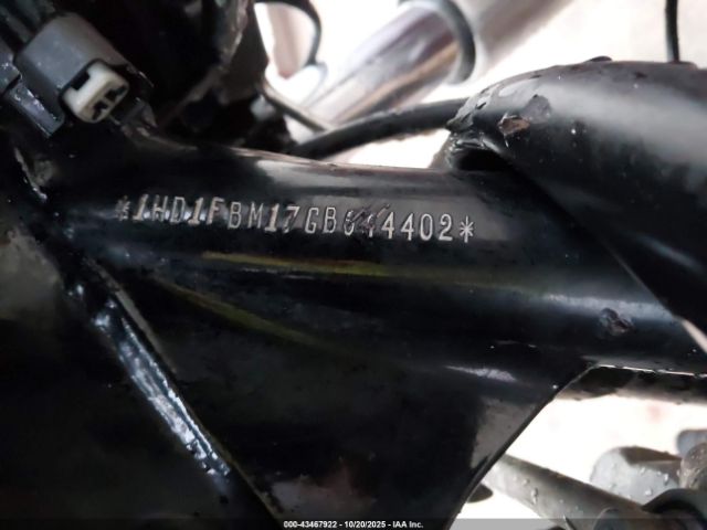 2016 HARLEY-DAVIDSON FLHR 1HD1FBM17GB644402 Photo 9